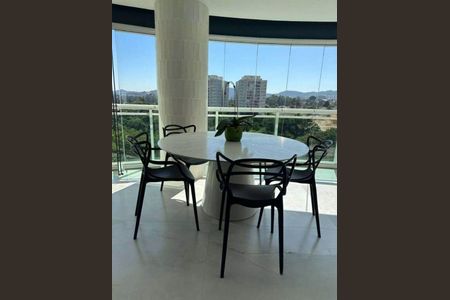 Apartamento à venda com 4 quartos, 260m² em Alphaville Empresarial, Barueri