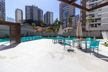 Apartamento à venda com 35m², 1 quarto e sem vaga Apartamento à venda com 35m², 1 quarto e sem vagaÁrea Comum - Piscina