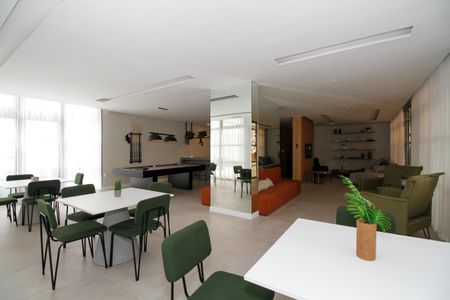 Apartamento à venda com 35m², 1 quarto e sem vaga Apartamento à venda com 35m², 1 quarto e sem vagaÁrea Comum - Salão de Festas e Jogos
