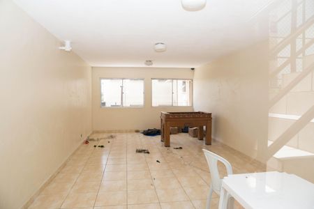 Apartamento para alugar com 52m², 2 quartos e 1 vaga Apartamento para alugar com 52m², 2 quartos e 1 vagaSalão de jogos