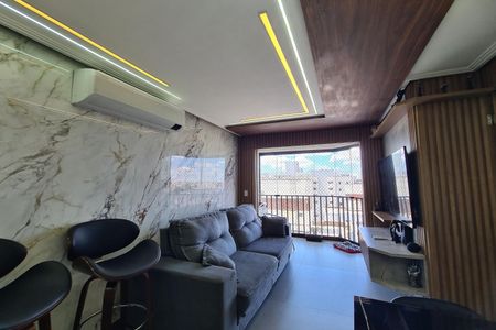 Apartamento à venda com 70m², 3 quartos e 1 vaga Apartamento à venda com 70m², 3 quartos e 1 vagaSala