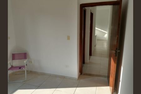 Foto 06 de casa à venda com 2 quartos, 181m² em Cidade das Flores, Osasco
