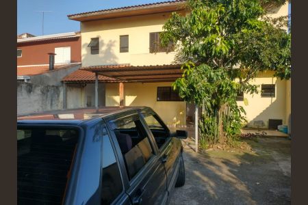 Casa à venda com 181m², 2 quartos e 4 vagas Casa à venda com 181m², 2 quartos e 4 vagasFoto 08