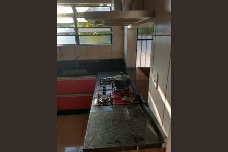 Foto 16 de casa à venda com 2 quartos, 181m² em Cidade das Flores, Osasco