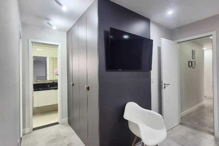 Casa de condomínio à venda com 320m², 4 quartos e 2 vagas