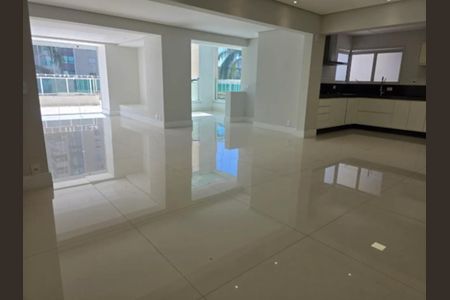 Foto 10 de apartamento para alugar com 4 quartos, 255m² em Alphaville Empresarial, Barueri