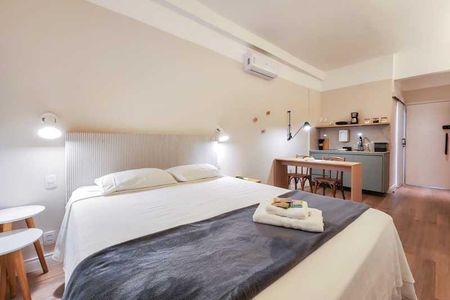 Apartamento à venda com 1 quarto, 24m² em Catete, Rio de Janeiro