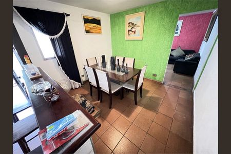 Casa à venda com 3 quartos, 180m² em Vila Dionisia, São Paulo