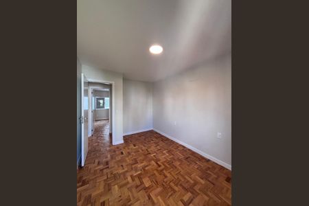 Apartamento à venda com 107m², 3 quartos e 1 vaga