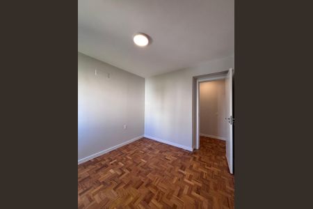 Apartamento à venda com 107m², 3 quartos e 1 vaga