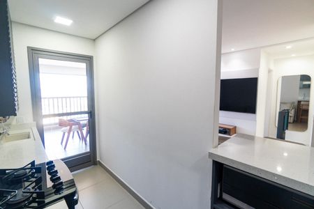 Apartamento à venda com 85m², 2 quartos e 1 vaga Apartamento à venda com 85m², 2 quartos e 1 vagaCozinha e Área de Serviço