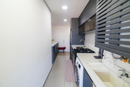 Apartamento à venda com 85m², 2 quartos e 1 vaga Apartamento à venda com 85m², 2 quartos e 1 vagaCozinha e Área de Serviço