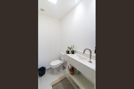 Apartamento à venda com 85m², 2 quartos e 1 vaga Apartamento à venda com 85m², 2 quartos e 1 vagaLavabo