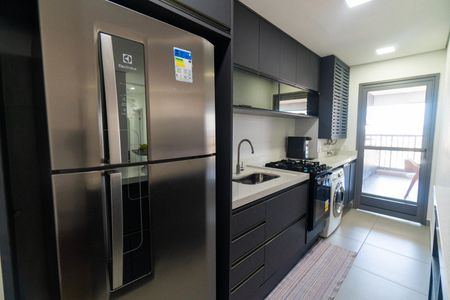 Apartamento à venda com 85m², 2 quartos e 1 vaga Apartamento à venda com 85m², 2 quartos e 1 vagaCozinha e Área de Serviço