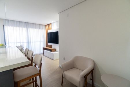 Apartamento à venda com 85m², 2 quartos e 1 vaga Apartamento à venda com 85m², 2 quartos e 1 vagaSala