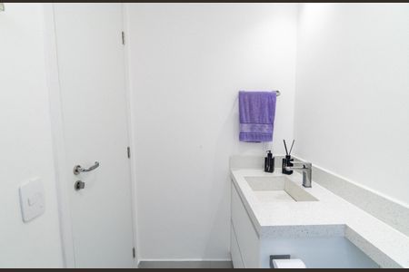 Apartamento à venda com 85m², 2 quartos e 1 vaga Apartamento à venda com 85m², 2 quartos e 1 vagaBanheiro da Suíte 2