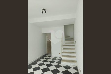 Casa à venda com 62m², 2 quartos e sem vaga