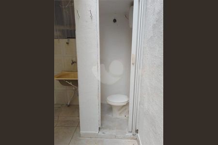 Casa à venda com 62m², 2 quartos e sem vaga