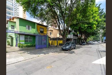 Casa à venda com 263m², 6 quartos e 5 vagas