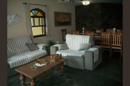 Casa à venda com 5 quartos, 238m² em Jardim Guanabara, Rio de Janeiro