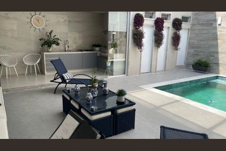 Casa à venda com 300m², 3 quartos e 4 vagasFoto 17