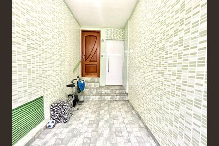 Foto 09 de casa à venda com 3 quartos, 125m² em Jardim Teresa, São Paulo