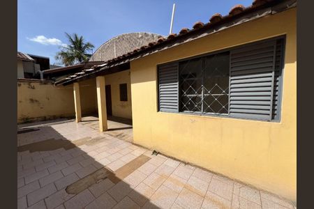 Casa à venda com 145m², 5 quartos e 4 vagas Casa à venda com 145m², 5 quartos e 4 vagasFoto 24