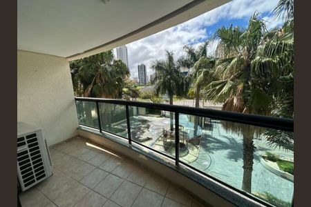 Apartamento à venda com 105m², 2 quartos e 3 vagas