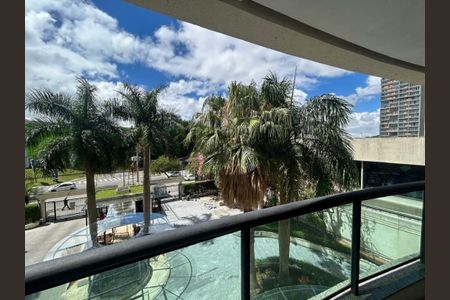 Apartamento à venda com 105m², 2 quartos e 3 vagas