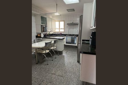Apartamento à venda com 186m², 4 quartos e 4 vagas