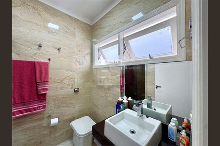 Casa à venda com 374m², 5 quartos e 2 vagas