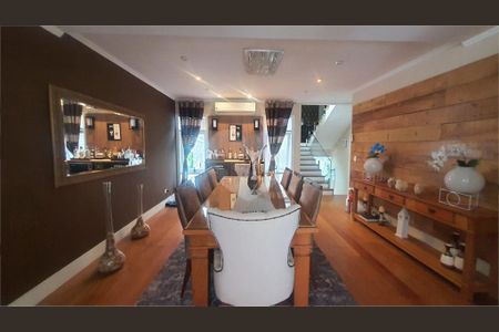 Casa à venda com 374m², 5 quartos e 2 vagas