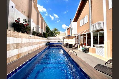 Casa à venda com 374m², 5 quartos e 2 vagas