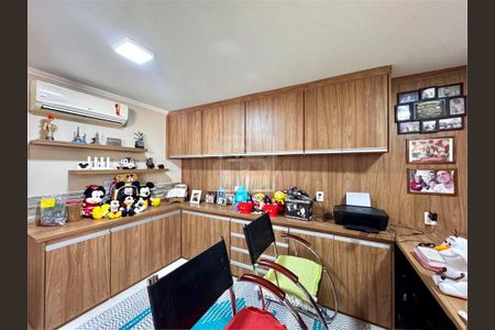 Casa à venda com 374m², 5 quartos e 2 vagas