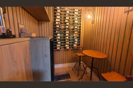 Casa à venda com 374m², 5 quartos e 2 vagas