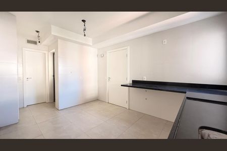 Apartamento à venda com 192m², 4 quartos e 4 vagas Apartamento à venda com 192m², 4 quartos e 4 vagasFoto 25