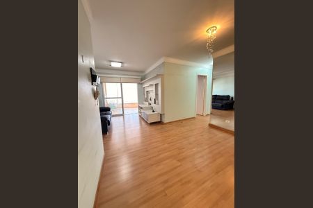 Apartamento à venda com 86m², 3 quartos e 2 vagasFoto 02