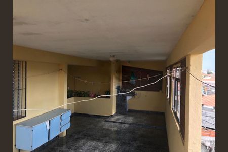 Casa à venda com 3 quartos, 300m² em Vila Mangalot, São Paulo