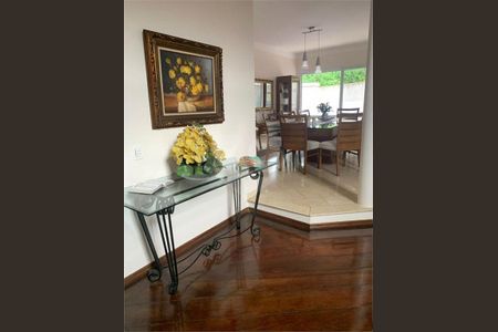 Casa à venda com 4 quartos, 420m² em Alphaville, Santana de Parnaíba