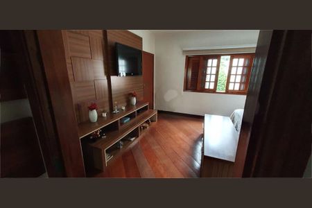 Casa à venda com 400m², 4 quartos e 2 vagas