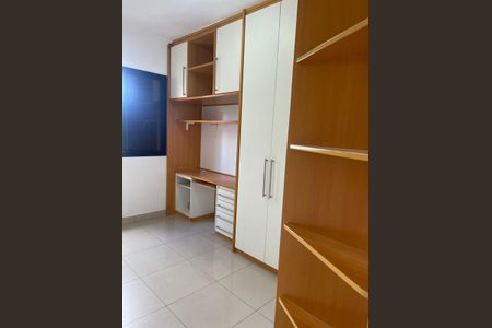 Apartamento à venda com 91m², 2 quartos e 2 vagasQuarto