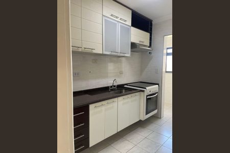 Apartamento à venda com 91m², 2 quartos e 2 vagasCozinha
