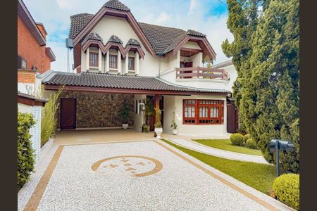 Casa à venda com 380m², 4 quartos e 4 vagas