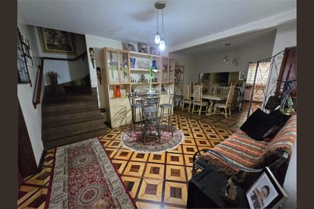 Casa à venda com 3 quartos, 258m² em Vila Guilherme, São Paulo