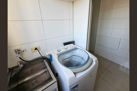 Apartamento à venda com 40m², 2 quartos e 1 vaga Apartamento à venda com 40m², 2 quartos e 1 vagaCozinha/Área de Serviço