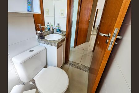 Apartamento à venda com 40m², 2 quartos e 1 vaga Apartamento à venda com 40m², 2 quartos e 1 vagaBanheiro