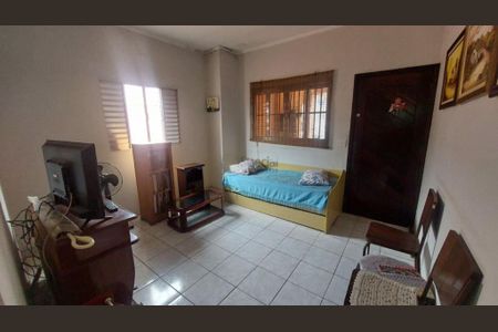 Casa à venda com 4 quartos, 126m² em Vila Carrão, São Paulo