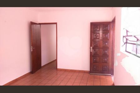 Casa à venda com 3 quartos, 220m² em Parque Sao Domingos, São Paulo