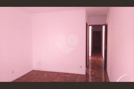 Casa à venda com 3 quartos, 220m² em Parque Sao Domingos, São Paulo