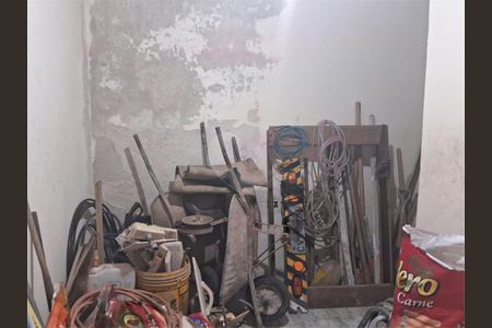 Casa de condomínio à venda com 252m², 3 quartos e 5 vagas